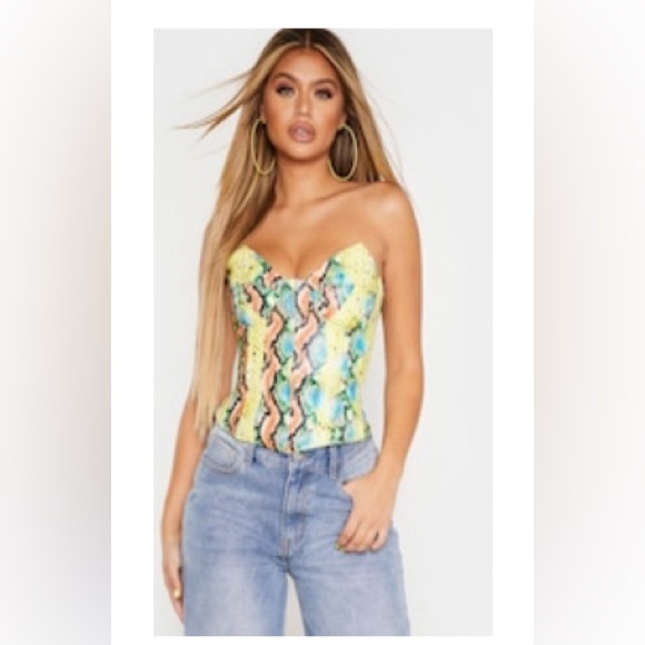 Corset snake print top from pretty little thing - Picture 1 of 5